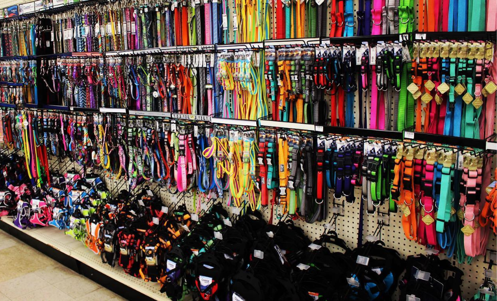 Mega pet sales shop